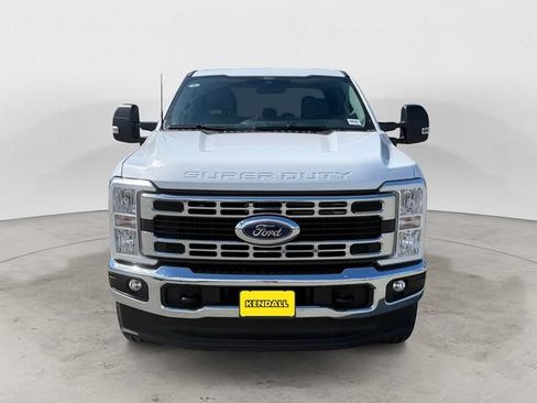 Used 2026 Ford F250 XLT AWD/4WD image 2