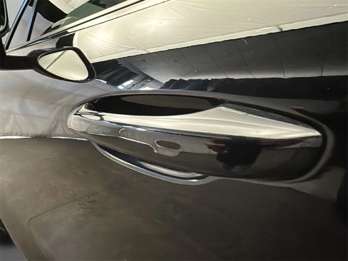 Used 2017 Porsche Macan image 5