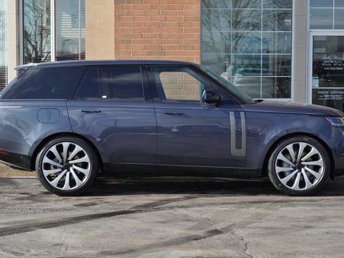 New 2026 Land Rover Range Rover SE AWD/4WD image 8