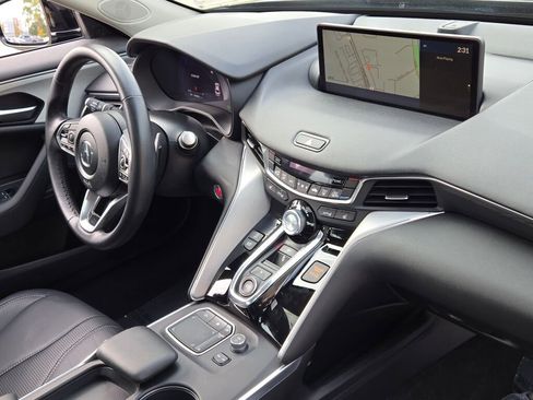 Certified 2025 Acura TLX w/ Technology Package image 8