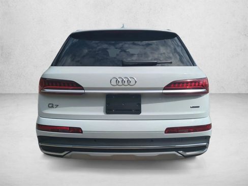 Used 2023 Audi Q7 3.0T Premium Plus AWD/4WD image 7
