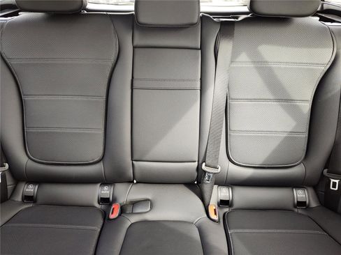 New 2025 Mercedes-Benz GLC 300 image 27