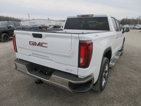 New 2026 GMC Sierra 1500 SLT w/ SLT Premium Package image 5