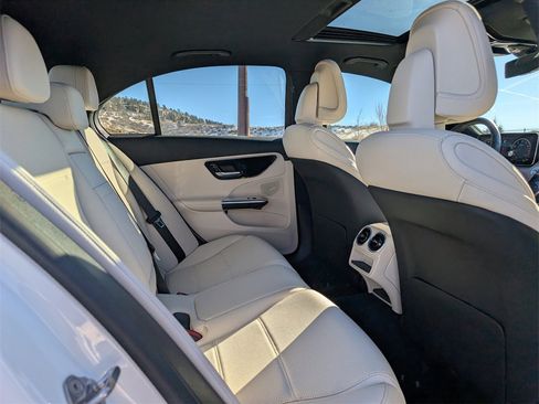 Used 2023 Mercedes-Benz C 300 4MATIC Sedan image 19