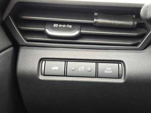 Used 2024 Nissan Altima 2.5 SR image 22