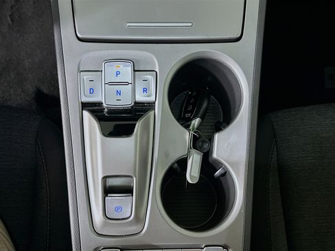 Used 2023 Hyundai Kona SEL image 25