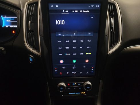 Used 2022 Ford Edge SEL w/ Convenience Package image 25