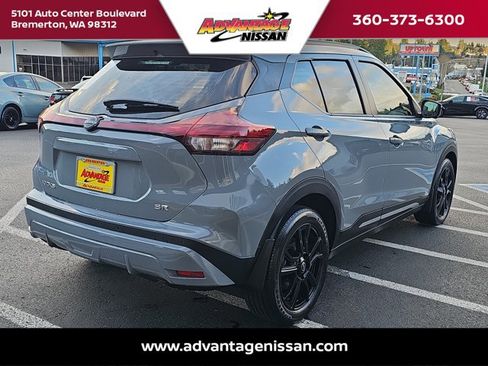 Used 2024 Nissan Kicks SR w/ SR Premium Package image 5