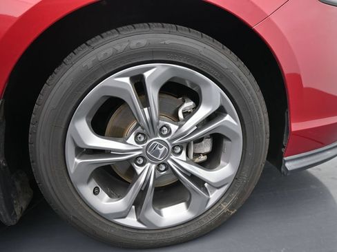Used 2024 Honda Accord EX image 11