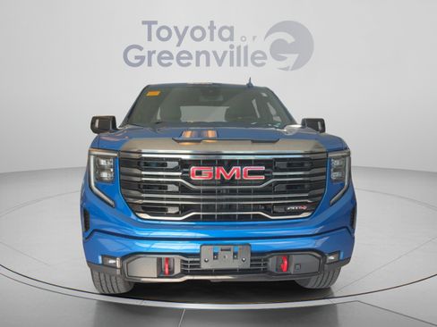 Used 2022 GMC Sierra 1500 AT4 w/ AT4 Preferred Package AWD/4WD image 9