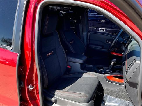 Used 2022 Nissan Frontier Pro-X image 9