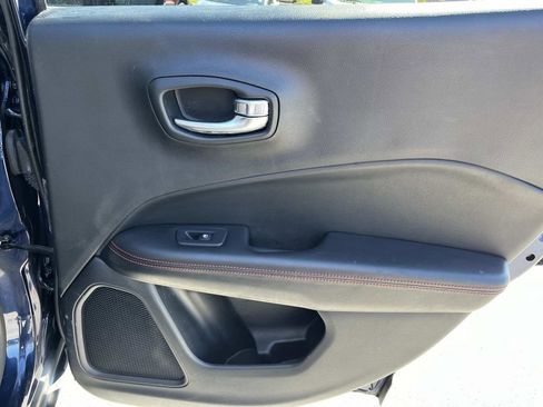 Used 2019 Jeep Compass Trailhawk image 19