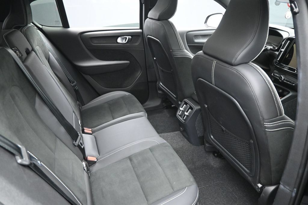 Used 2023 Volvo C40 P8 Recharge Plus AWD/4WD image 26