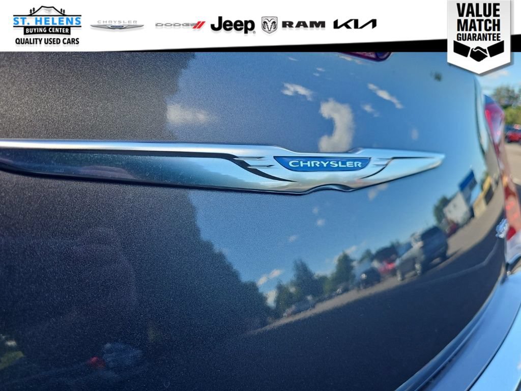 Used 2023 Chrysler 300 Touring w/ Safetytec Plus Group RWD image 34