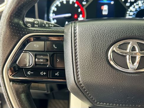 Used 2024 Toyota Tundra SR5 w/ SR5 Convenience Package image 18