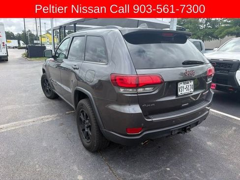 Used 2017 Jeep Grand Cherokee Trailhawk AWD/4WD image 5