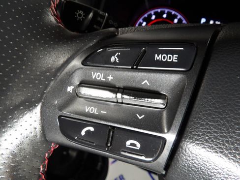 Used 2019 Hyundai Kona Ultimate AWD/4WD image 35