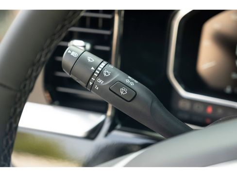 New 2026 GMC Sierra 2500 SLT AWD/4WD image 21