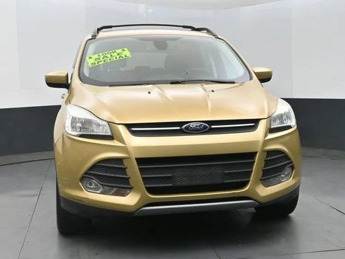 Used 2014 Ford Escape SE w/ Equipment Group 201A AWD/4WD image 3