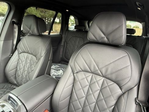 New 2026 BMW X5 M60i w/ Executive Package image 20
