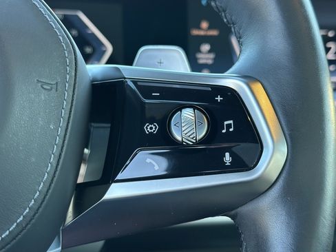 Certified 2023 BMW 760i xDrive image 36