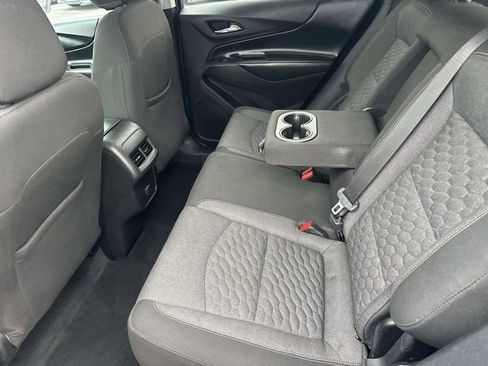 Used 2018 Chevrolet Equinox LT image 24