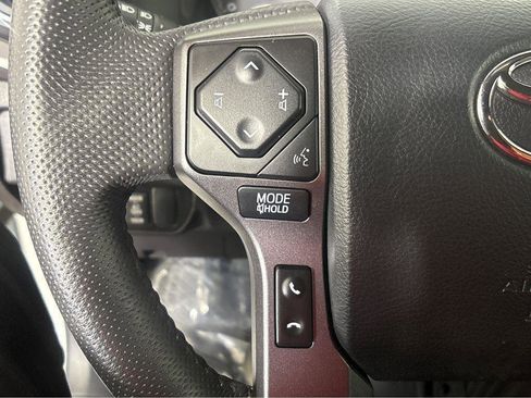 Used 2023 Toyota Tacoma TRD Off-Road image 23