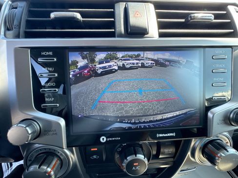 Used 2024 Toyota 4Runner SR5 AWD/4WD image 20