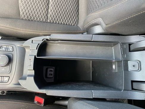 Used 2019 GMC Terrain SLE w/ Driver Convenience Package image 19