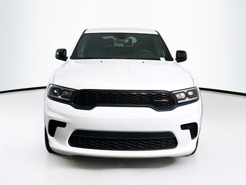 Used 2023 Dodge Durango GT image 2