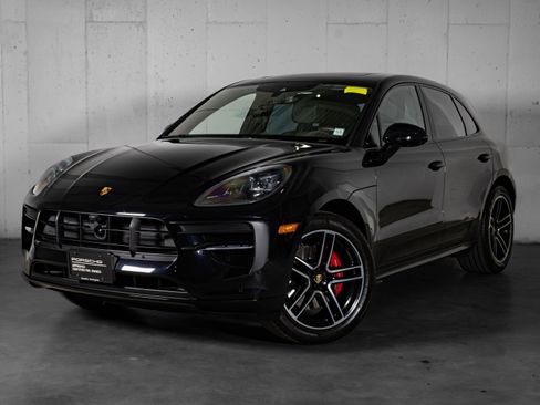 Certified 2021 Porsche Macan GTS AWD/4WD image 1
