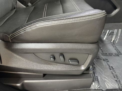 Used 2019 GMC Yukon XL Denali w/ Open Road Package image 41