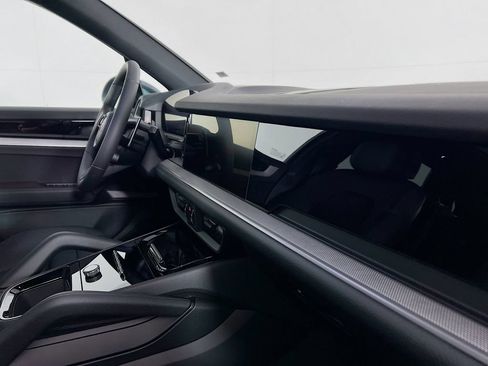 New 2026 Porsche Cayenne AWD/4WD image 31