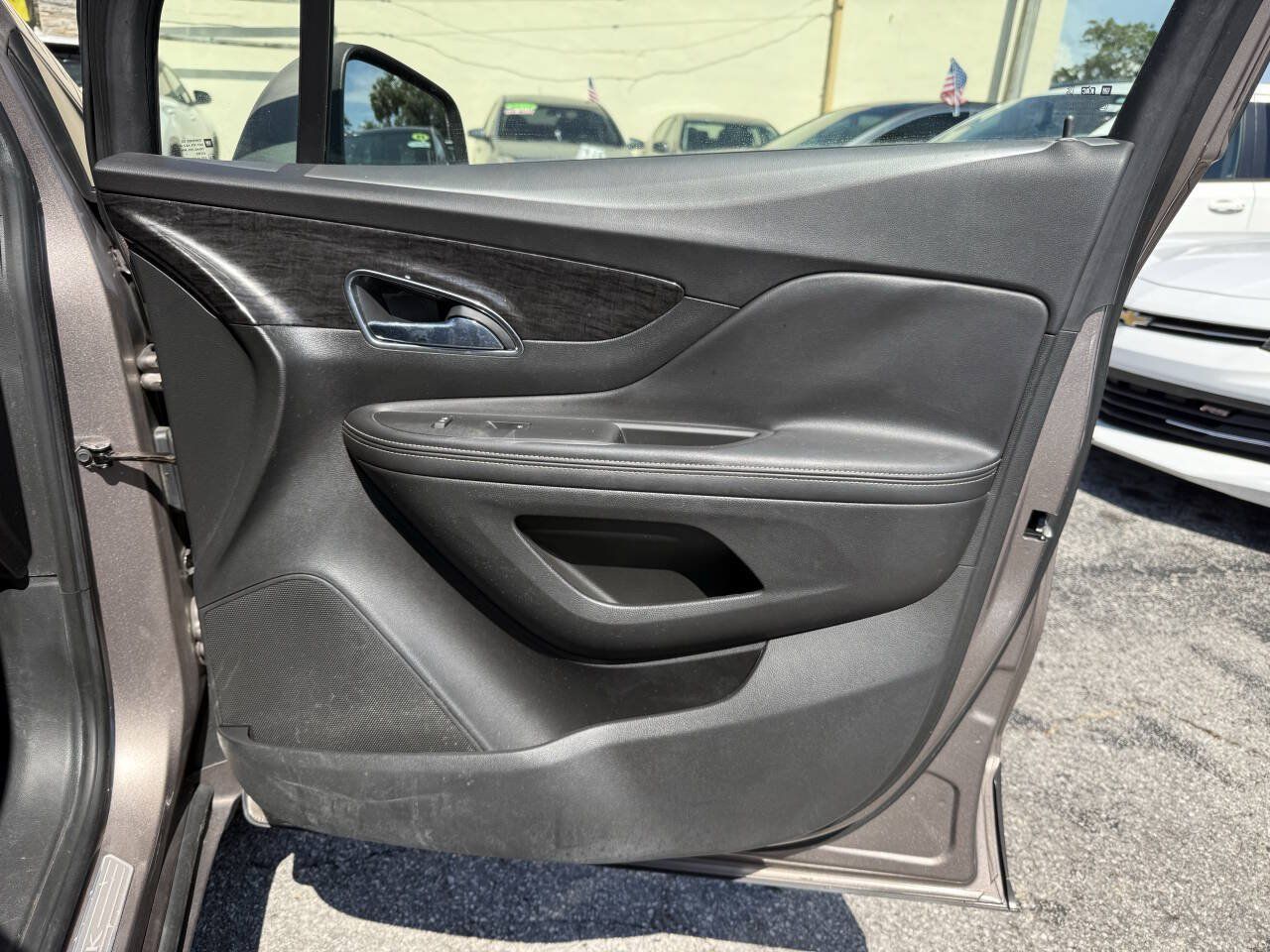 Used 2014 Buick Encore Convenience AWD/4WD image 26