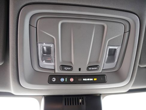 Used 2023 Chevrolet Silverado 1500 RST image 38