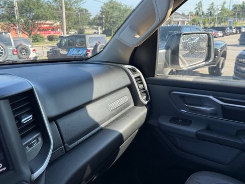 Used 2020 RAM 1500 Big Horn AWD/4WD image 24