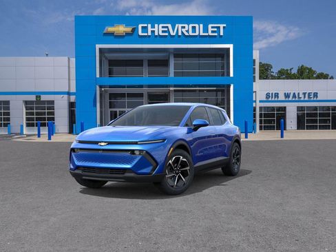 New 2026 Chevrolet Equinox EV LT image 8