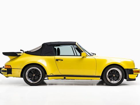 Used 1988 Porsche 911 Carrera RWD image 7