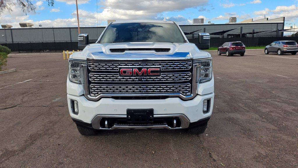 Used 2020 GMC Sierra 3500 Denali w/ Denali Ultimate Package AWD/4WD image 3
