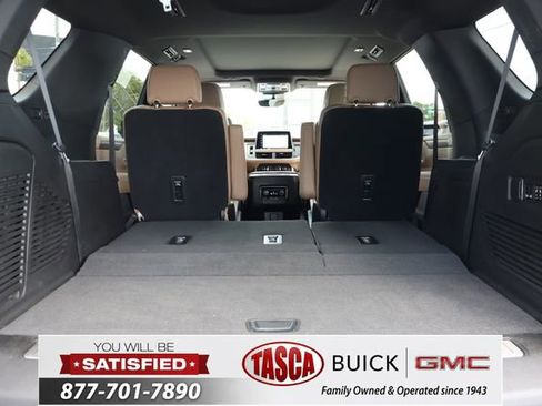Used 2023 Chevrolet Tahoe Premier w/ Premium Package 2 RWD image 23