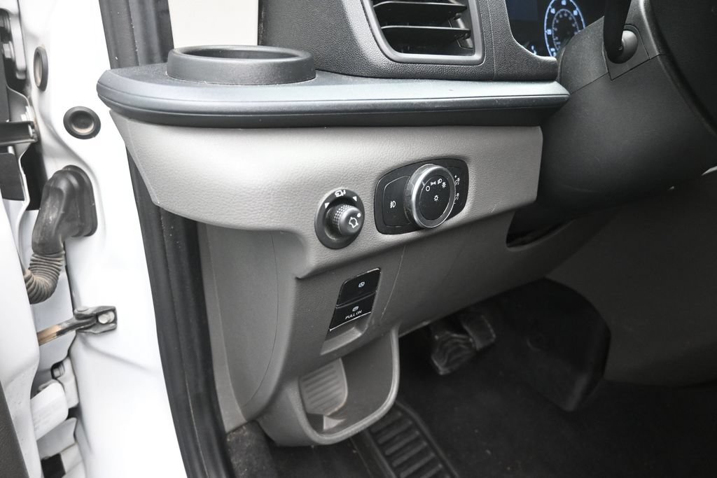 Used 2024 Ford Transit 350 XLT RWD image 11