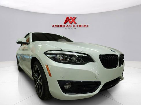 Used 2020 BMW 230i Convertible w/ Premium Package RWD image 13