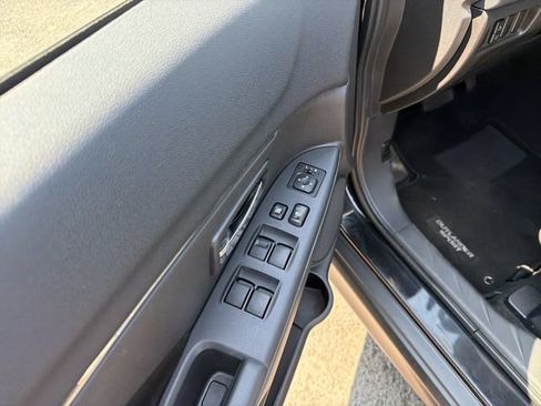 Used 2024 Mitsubishi Outlander Sport ES AWD/4WD image 14