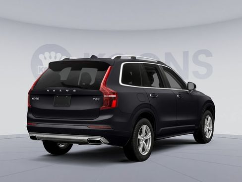 Used 2017 Volvo XC90 T6 Momentum w/ Vision Package AWD/4WD image 2