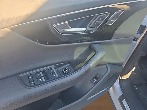 Used 2021 Audi Q7 3.0T Premium Plus w/ Premium Plus Package image 8