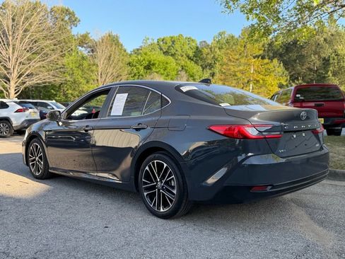 Used 2025 Toyota Camry XLE image 2