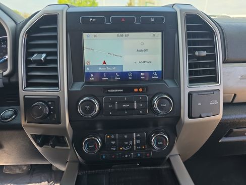 Used 2020 Ford F350 Lariat w/ Lariat Ultimate Package AWD/4WD image 21