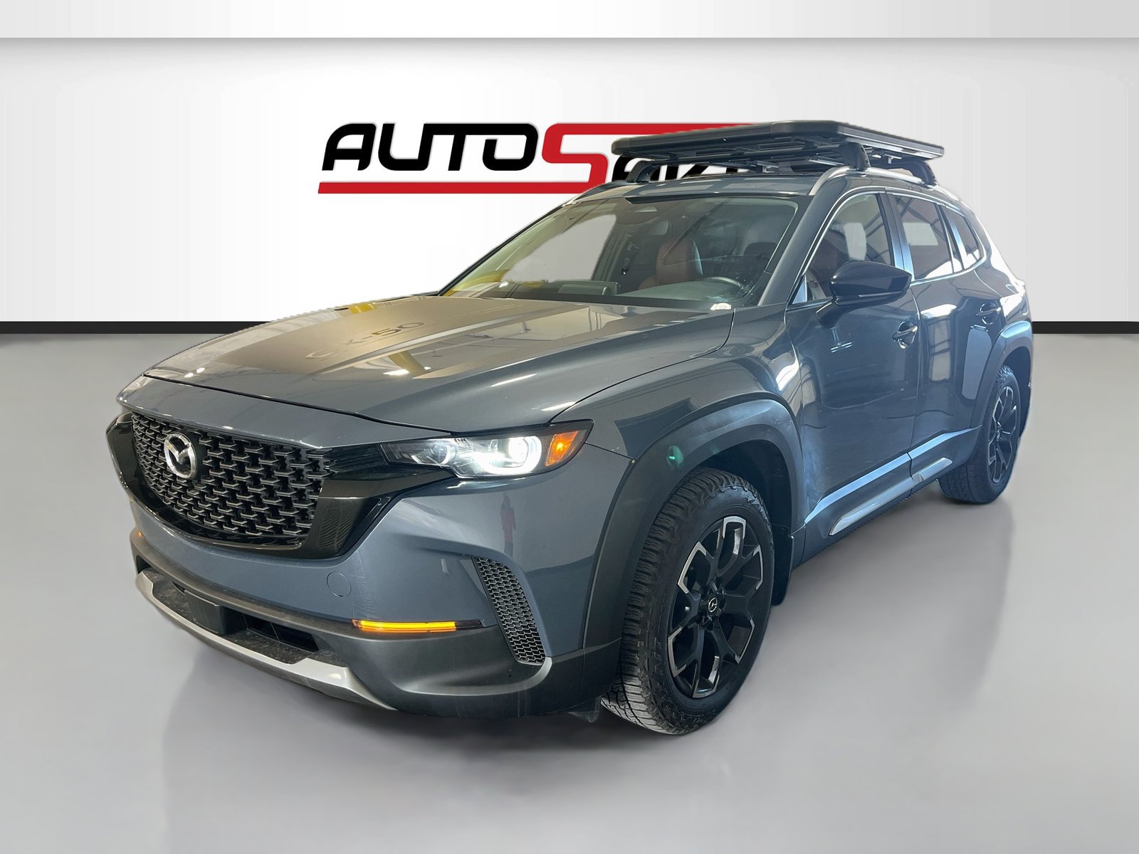 Used 2025 MAZDA CX-50 Meridian Edition w/ Apex Package AWD/4WD image 3