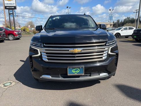 Used 2021 Chevrolet Tahoe High Country w/ Premium Package image 2