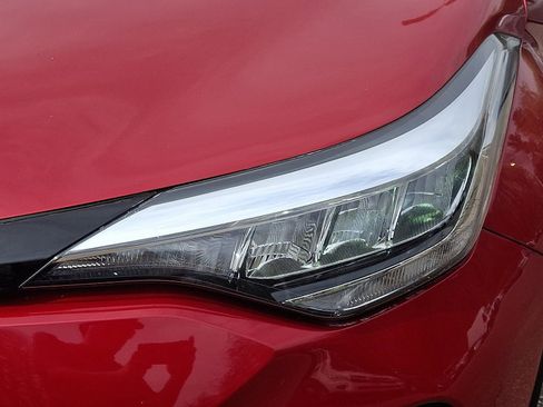 Used 2021 Toyota C-HR Nightshade FWD image 9